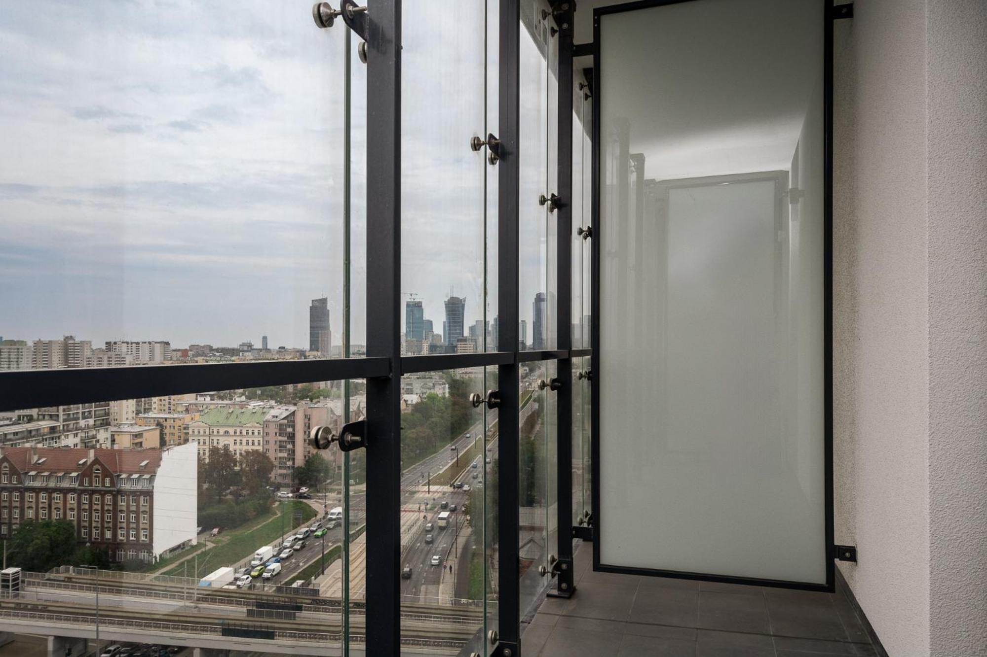 Kasprzaka 29 Bliska Wola Tower By Perfect Apart Warsaw Luaran gambar